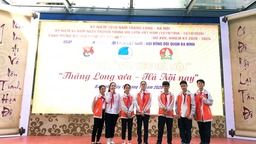 Học sinh trường THCS Nguyễn Trãi tham gia ngày hội “TÔI YÊU HÀ NỘI” do Hội đồng quận Ba Đình tổ chức