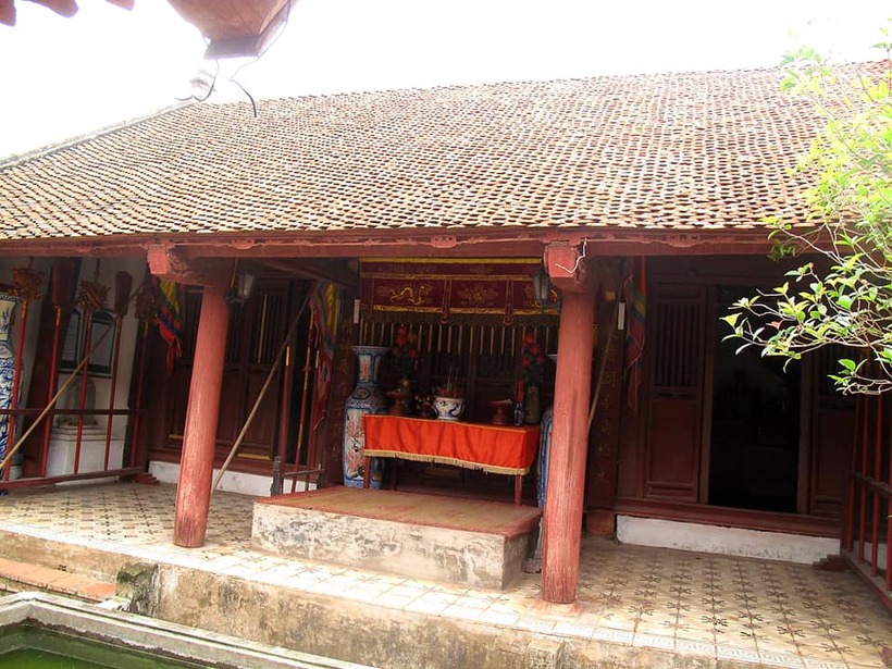 Thăm nhà thờ Thám hoa Giang Văn Minh