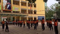 TIẾT DẠY THỰC TẬP CẤP QUẬN BỘ MÔN THỂ DỤC CỦA TRƯỜNG THCS NGUYỄN TRÃI