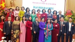 Trường THCS Nguyễn Trãi biểu diễn văn nghệ chào mừng Đại hội Hội Khuyến học quận Ba Đình