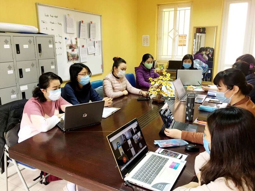 Buổi họp HĐSP trực tuyến của trường THCS Nguyễn Trãi