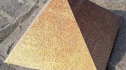 "Bật mí" những "ẩn khuất" của hình vuông