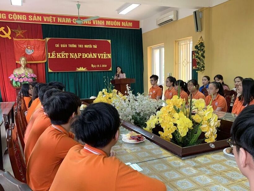 Lễ kết nạp Đoàn Viên mới năm học 2019 – 2020