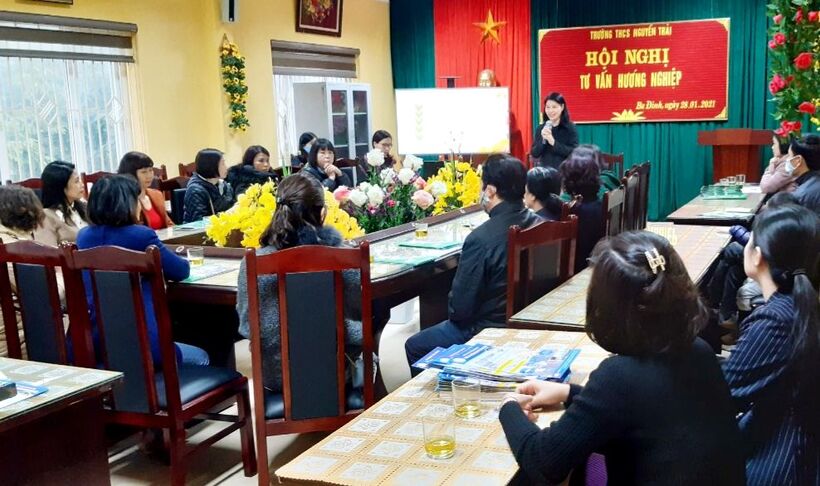 Trường THCS Nguyễn Trãi (quận Ba Đình) tổ chức hội nghị  tư vấn hướng nghiệp đối với học sinh lớp 9