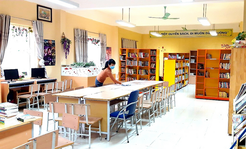 Trường THCS Nguyễn Trãi tổng vệ sinh, khử khuẩn  chuẩn bị đón học sinh trở lại học tập