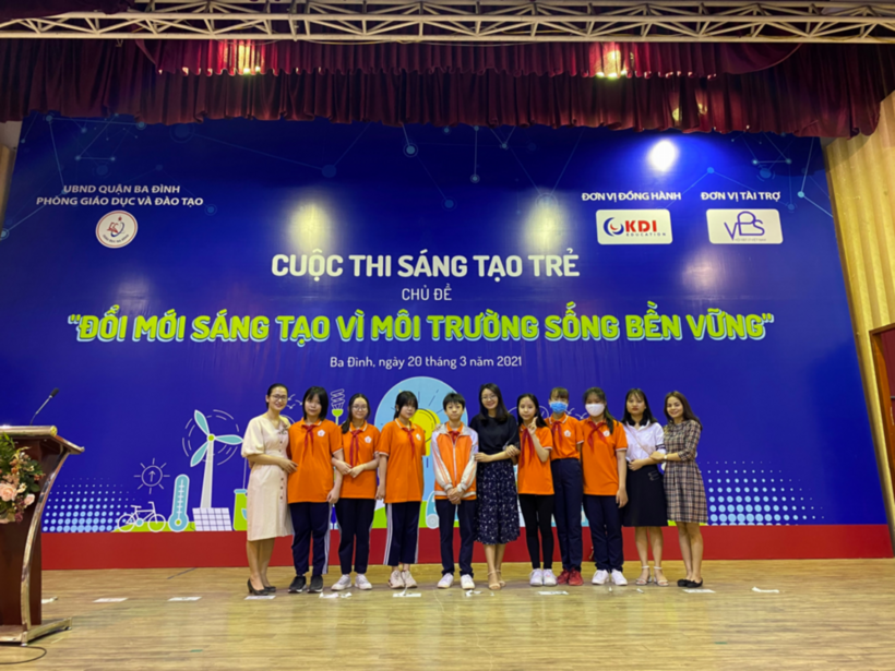 Hướng đến “ Sống xanh” , học sinh trường THCS Nguyễn Trãi hào hứng tham gia Cuộc thi sáng tạo trẻ với chủ đề “ ĐỔI MỚI SÁNG TẠO VÌ MÔI TRƯỜNG SỐNG BỀN VỮNG”