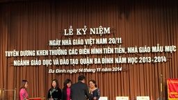 Đại diện cán bộ, giáo viên Trường THCS Nguyễn Trãi tham dự  Lễ kỷ niệm 32 năm ngày Nhà giáo Việt Nam của ngành giáo dục quận Ba Đình