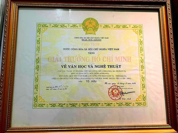 Nhân kỉ niệm 100 năm năm sinh Tố Hữu (1920 - 2020) - CÁI TÊN CỦA NHÀ THƠ !