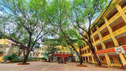 Trường THCS Nguyễn Trãi - Ngôi trường xanh, sạch, đẹp và an toàn