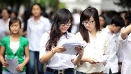 Tổng hợp thông tin về chỉ tiêu, số lượng học sinh đăng ký vào lớp 10 không chuyên trường THPT công lập năm học 2014 - 2015