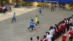 Vòng chung kết giải bóng đá toàn trường năm học 2014 - 2015