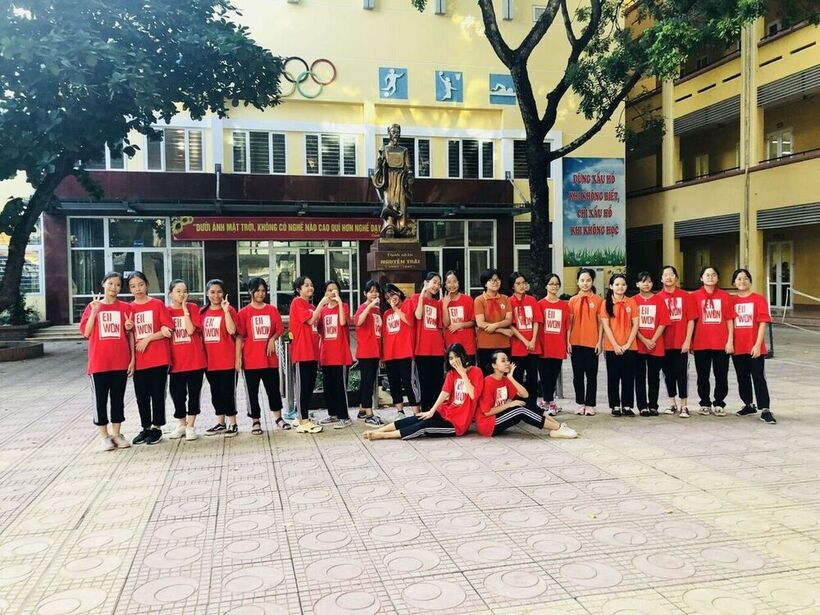 Giáo viên nhóm Toán  tâm huyết chia sẻ kinh nghiệm cùng các trò lớp 9 vững tin chinh phục môn toán thi vào lớp 10