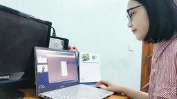 Giáo viên trường THCS Nguyễn Trãi tích cực tham gia tập huấn ứng dụng công nghệ thông tin trong quản lý dạy và học