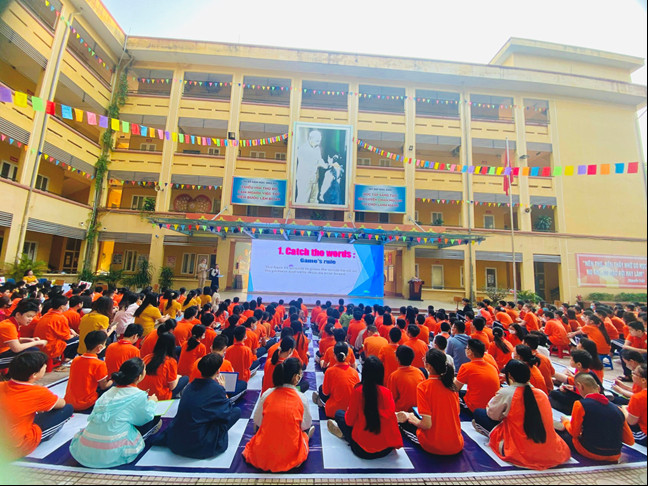 Rung chuông vàng Tiếng Anh, buổi ngoại khóa bổ ích và thú vị dành cho học sinh THCS Nguyễn Trãi