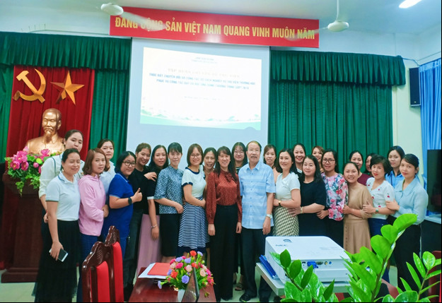 Trường THCS Nguyễn Trãi tham gia tọa đàm chuyên đề thư viện do Phòng GDĐT quận Ba Đình tổ chức.