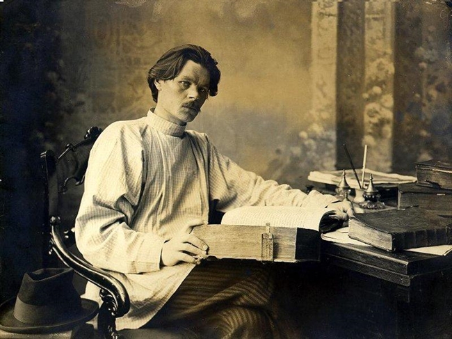 Về nhà văn Maksim Gorki