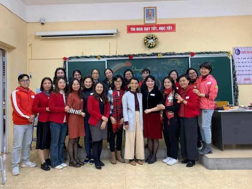 Chuyên đề: "Từ tự nhận thức sang tự chuyển hóa - Chăm sóc cảm xúc khó"