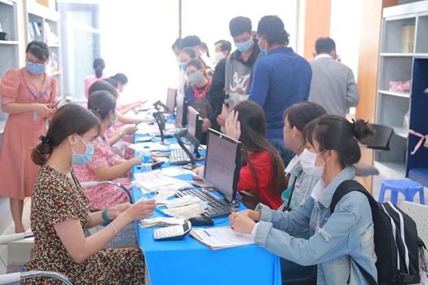 Chính phủ yêu cầu giữ ổn định mức thu học phí năm học 2022 - 2023 như năm trước