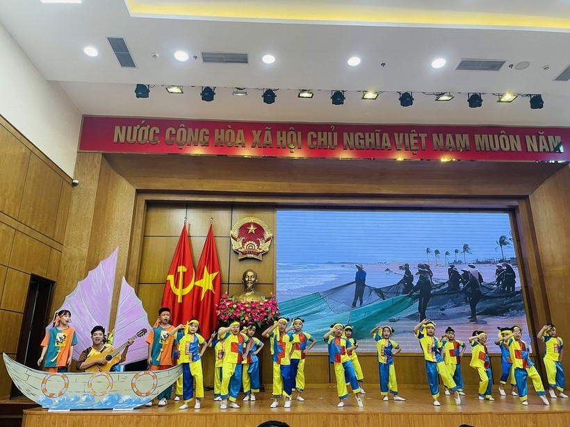 Liên đội trường THCS Nguyễn Trãi tham gia Hội nghị tổng kết công tác Đội và phong trào thiếu nhi năm 2021-2022, triển khai nhiệm vụ năm học 2022 – 2023