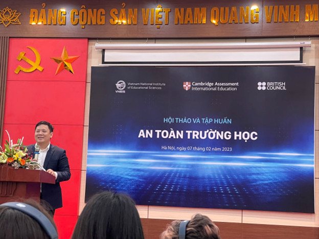 An toàn trong trường học