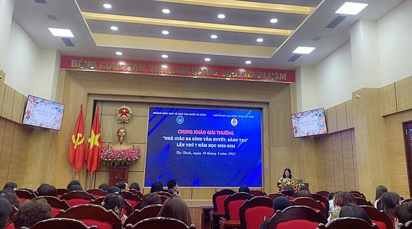 Giáo viên Trường THCS Nguyễn Trãi tham gia chung khảo giải thưởng "Nhà giáo Ba Đình tâm huyết, sáng tạo"