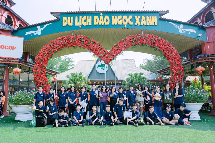 Tham quan trải nghiệm Đảo Ngọc Xanh của 8A4