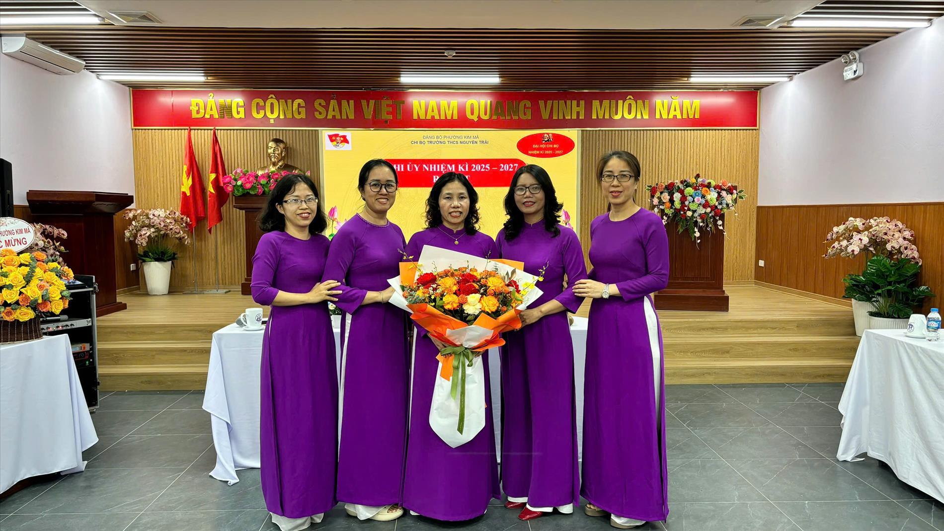 Đại hội Chi bộ Trường THCS Nguyễn Trãi nhiệm kỳ 2025-2027