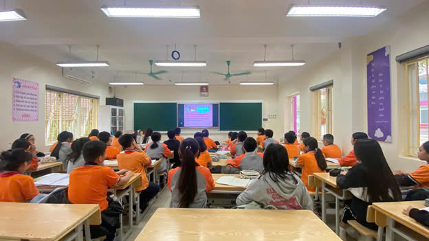 Lớp 7A2 chúng em tìm hiểu về căn bệnh sốt xuất huyết