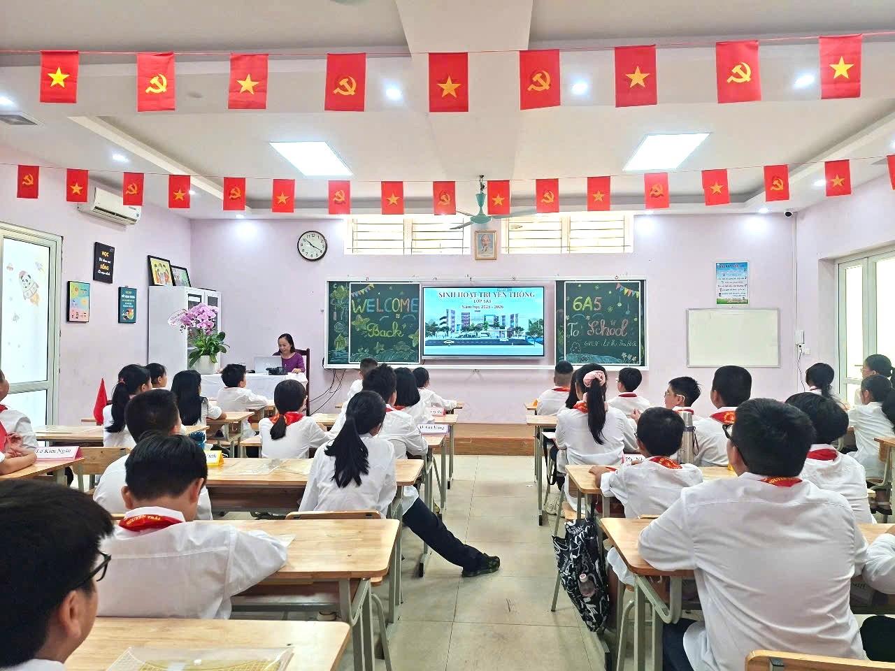 Cảm xúc ngày khai giảng năm học mới!