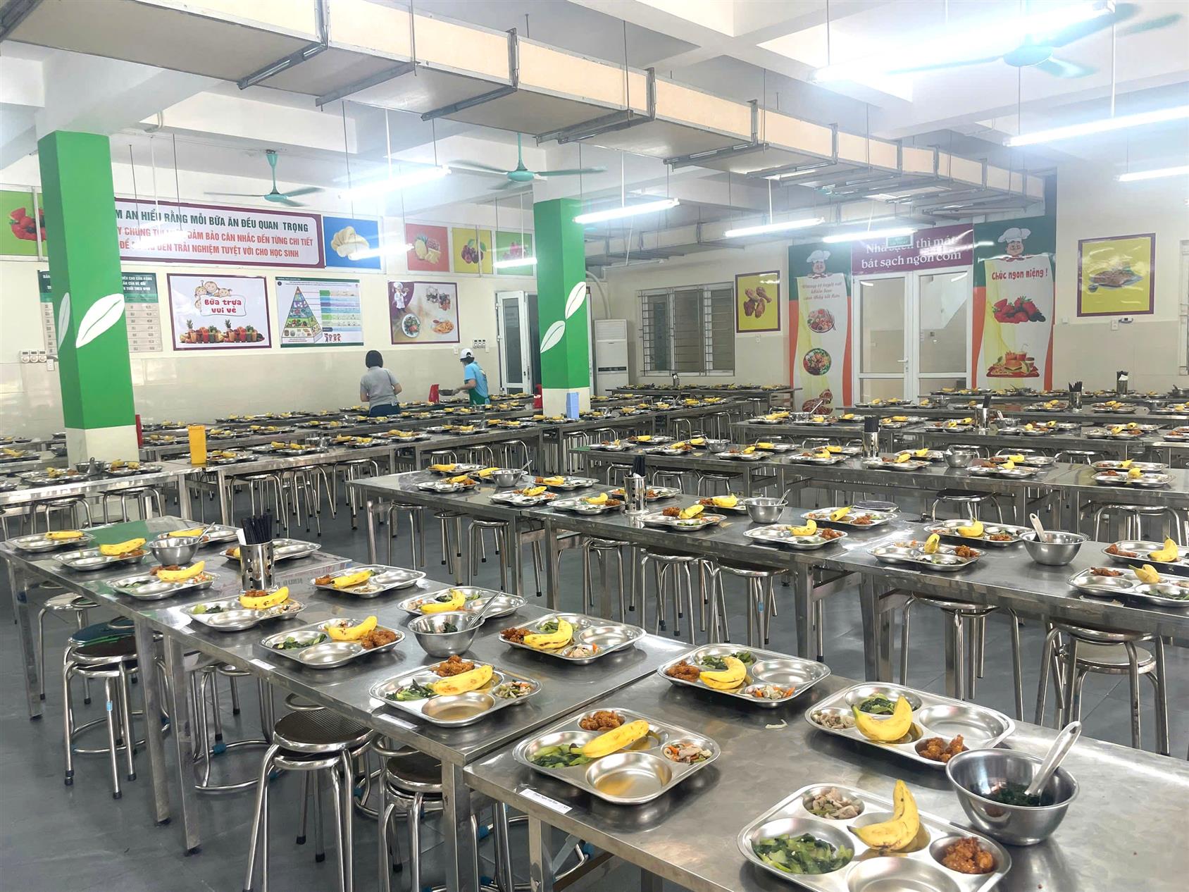 Trường THCS Nguyễn Trãi chăm lo bữa ăn và giấc ngủ trưa của học sinh - góp phần tạo nền tảng vững chắc cho phát triển tầm vóc Việt!