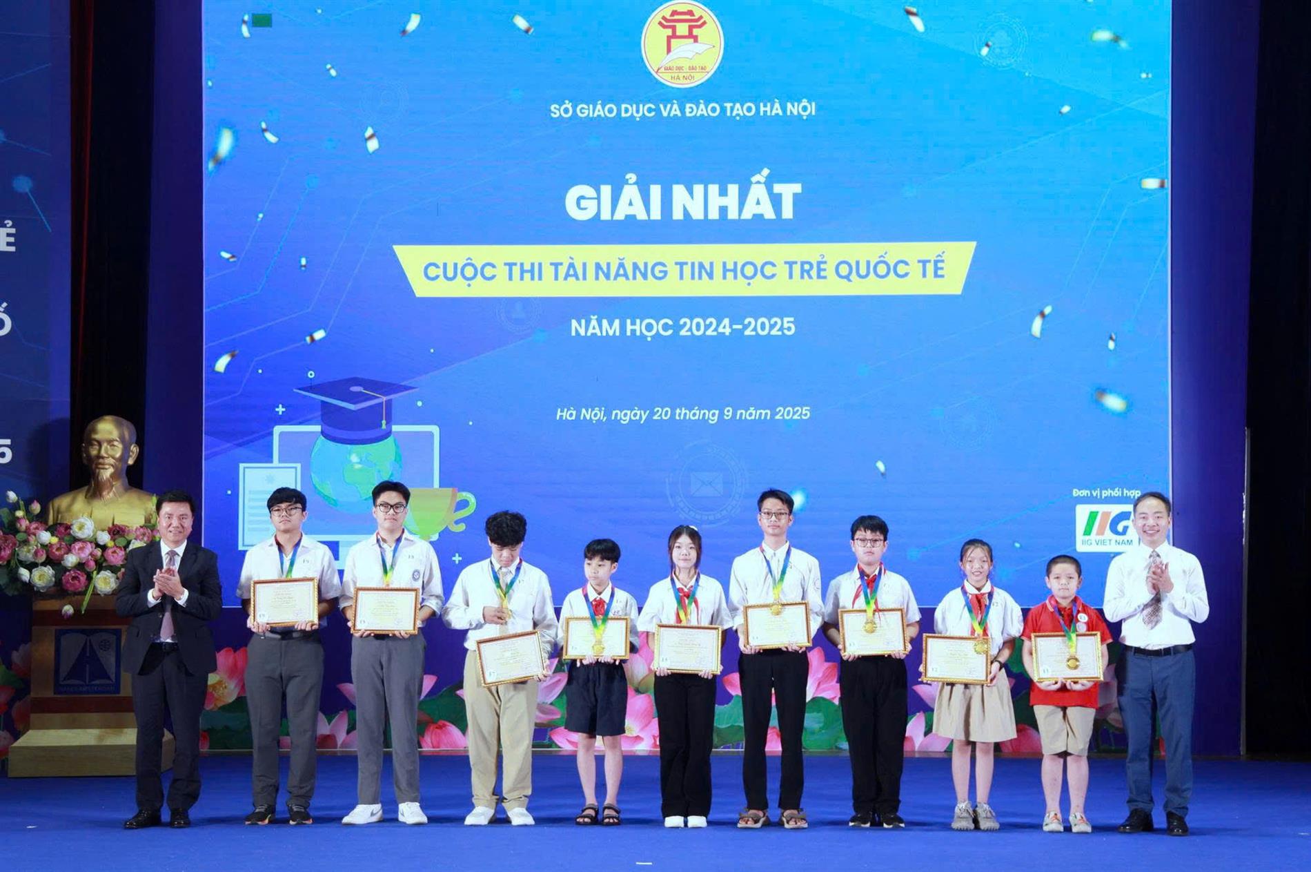 THCS Nguyễn Trãi tỏa sáng tại Cuộc thi Tài năng Tin học trẻ Quốc tế