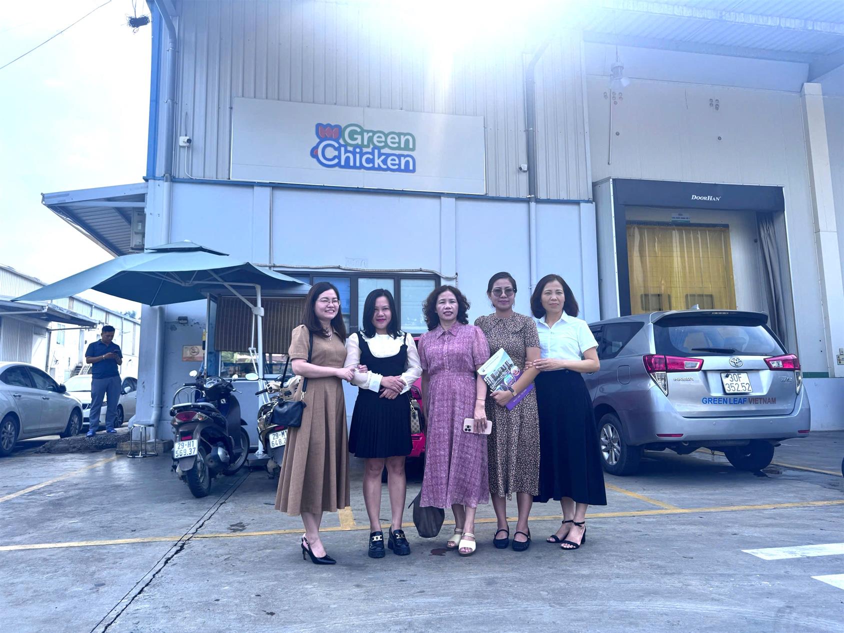 Đảm bảo an toàn bữa ăn học đường: Trường THCS Nguyễn Trãi tăng cường truy xuất nguồn gốc thực phẩm tại các cơ sở cung cấp