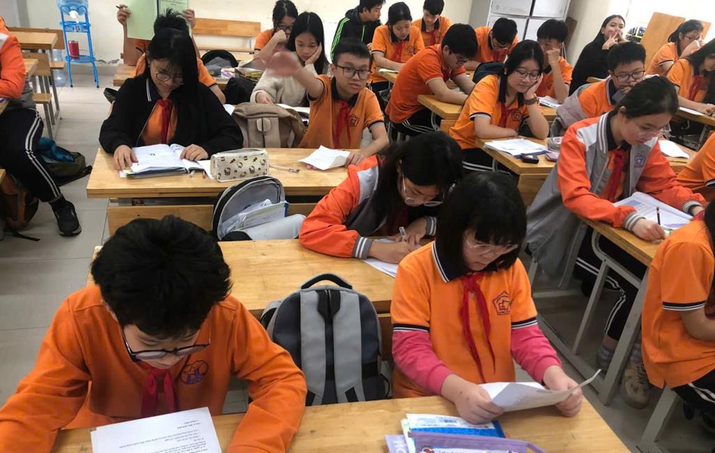 Ôn thi cuối học kì I - Quyết tâm của tập thể 8A4