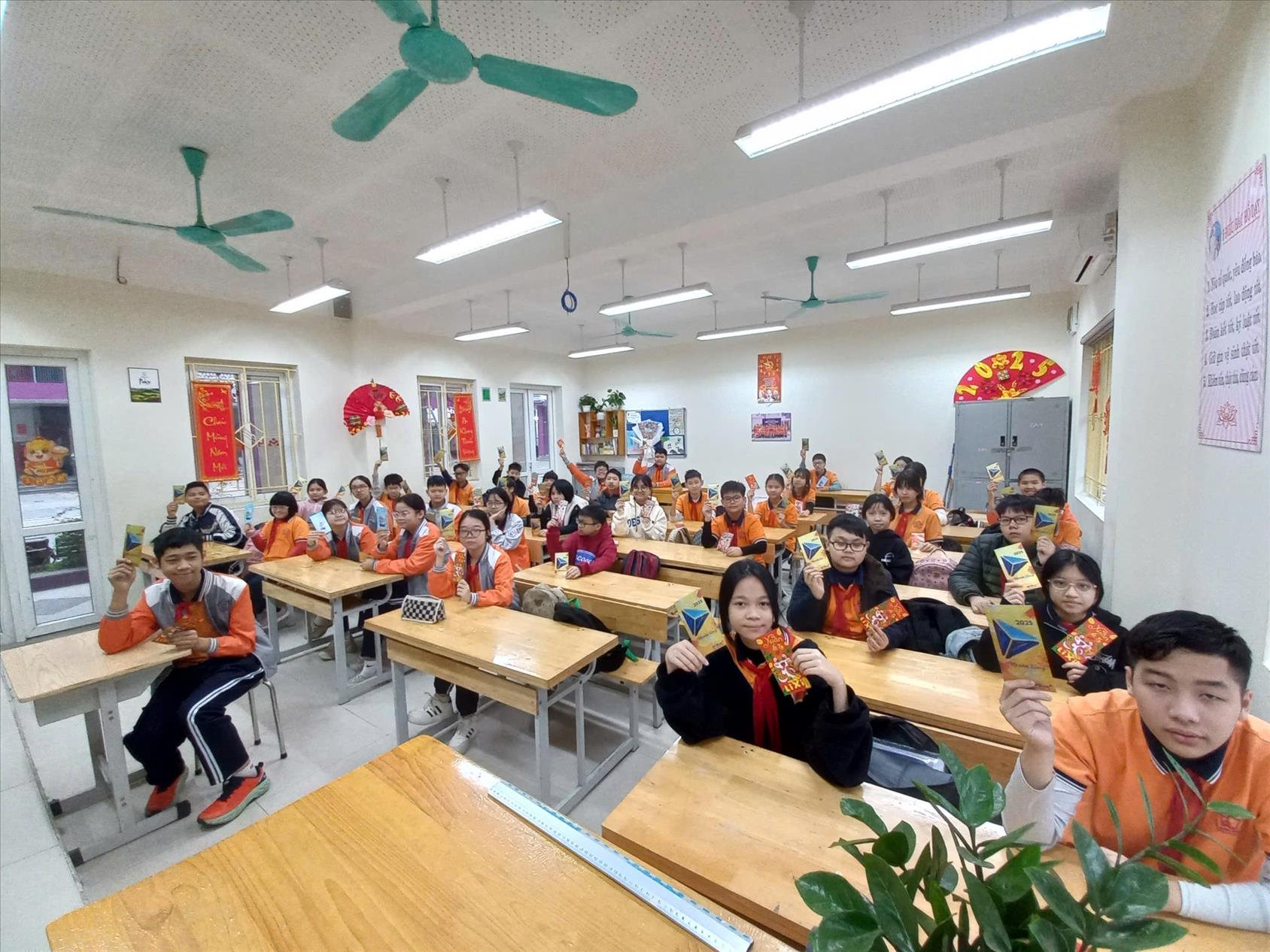 Niềm vui năm mới của tập thể 7A4