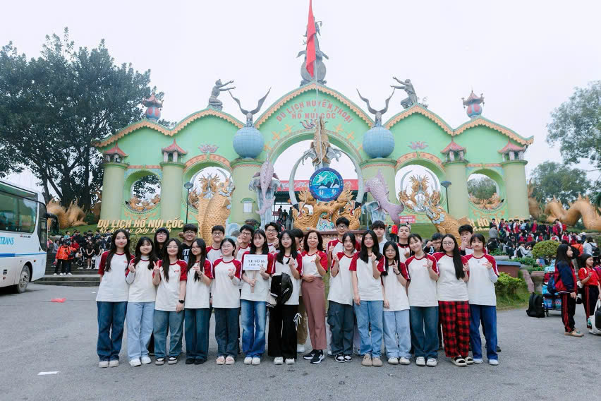 Buổi học tập trải nghiệm ý nghĩa tại Hồ Núi Cốc của tập thể lớp 9A2