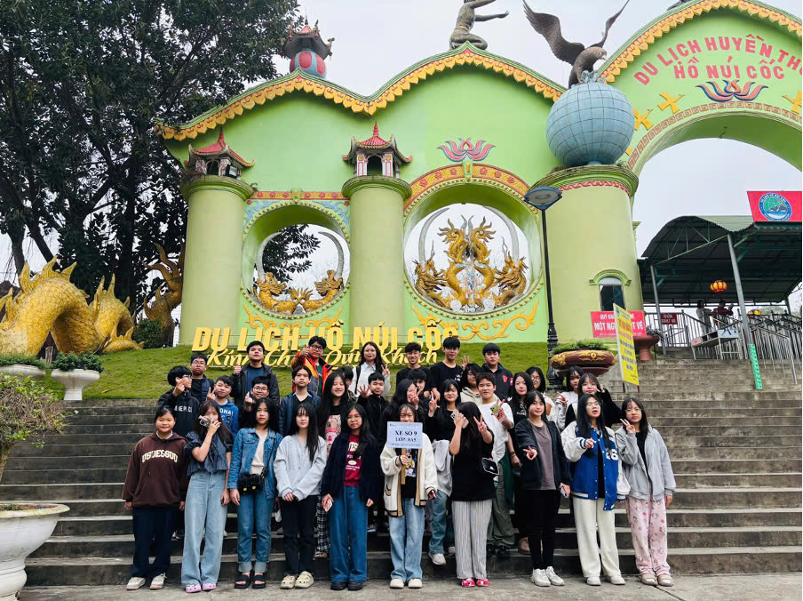 Lớp 8A5 học tập trải nghiệm tại Hồ Núi Cốc - Thái Nguyên