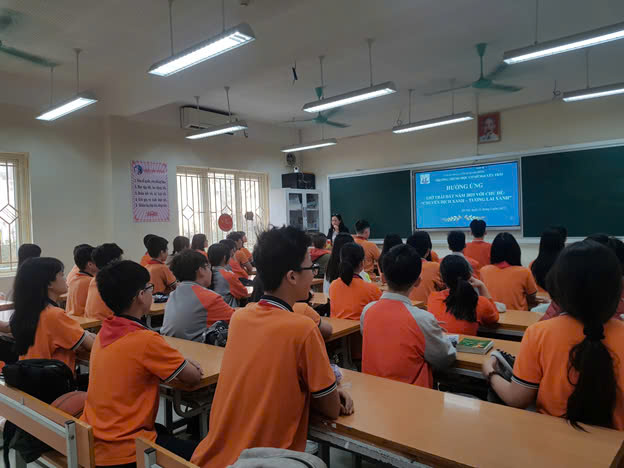 Lớp 7A1 trường THCS Nguyễn Trãi hưởng ứng chủ đề “CHUYẾN DỊCH XANH – TƯƠNG LAI XANH”.