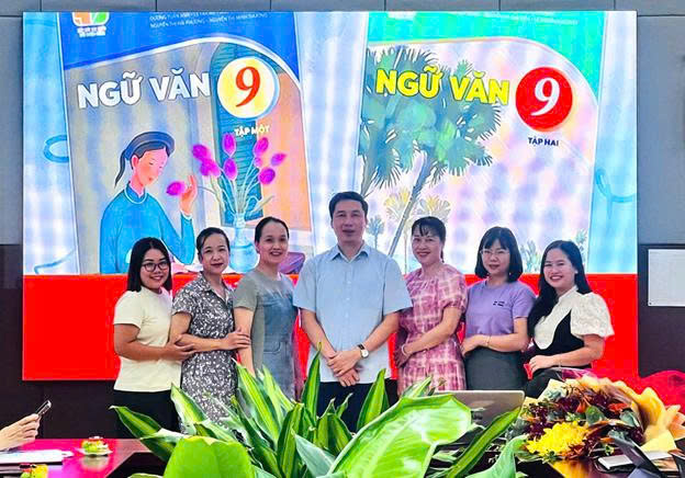 Nâng tầm chất lượng giáo dục: Giáo viên Ngữ văn THCS Nguyễn Trãi tham gia tập huấn chuyên sâu kiểm tra, đánh giá