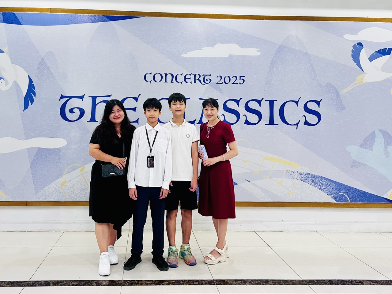 TỎA SÁNG CÙNG PHÍM ĐÀN: TĂNG ĐỨC KHANG - TÀI NĂNG TUỔI 13 CỦA TRƯỜNG THCS NGUYỄN TRÃI