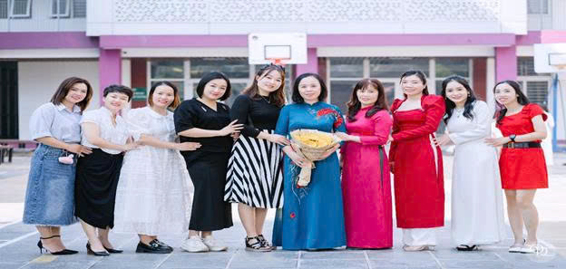 Cô Lê Thị Thu Hiền – Người lái đò thầm lặng đằng sau mỗi kết quả vàng!