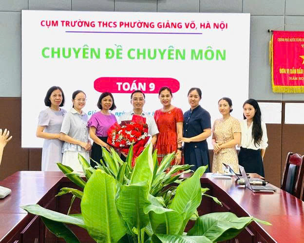 Tiếp tục nâng cao chất lượng giảng dạy: Giáo viên Toán trường trung học cơ sở Nguyễn Trãi tham gia chuyên đề ôn thi vào lớp 10 THPT