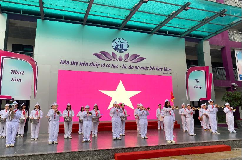 Lễ sơ kết học kì 1 THCS Nguyễn Trãi