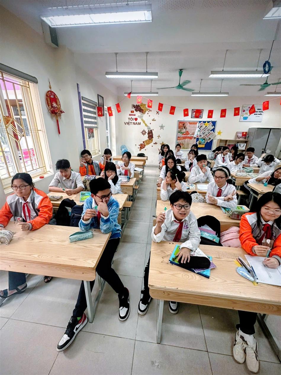 Buổi trao thưởng Cuối kì I môn tiếng Nhật của tập thể 8A2