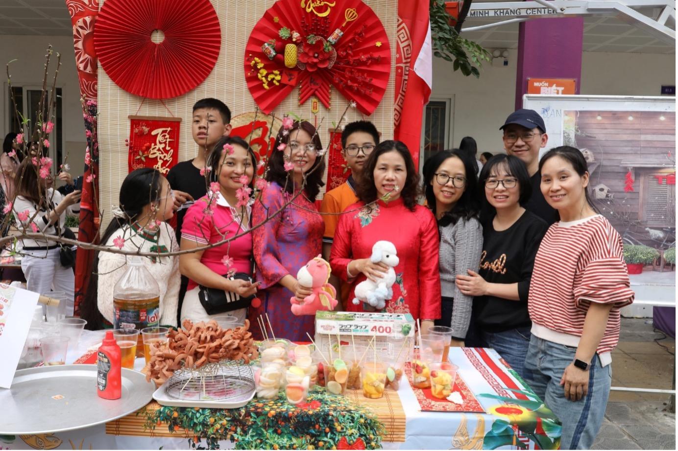 HỘI CHỢ XUÂN CỦA LỚP 7A1