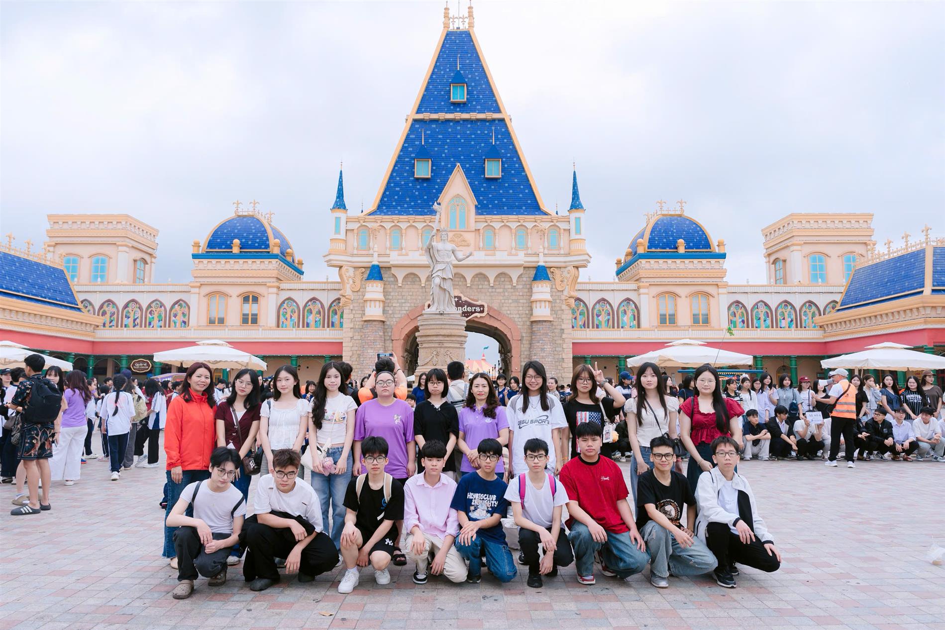 9A2 trải nghiệm tại VinWonders