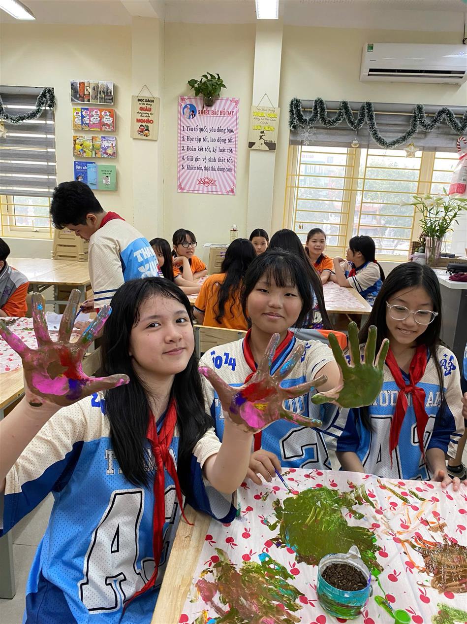 Lớp 6A3 hưởng ứng giờ trái đất bằng những hoạt động thiết thực và ý nghĩa