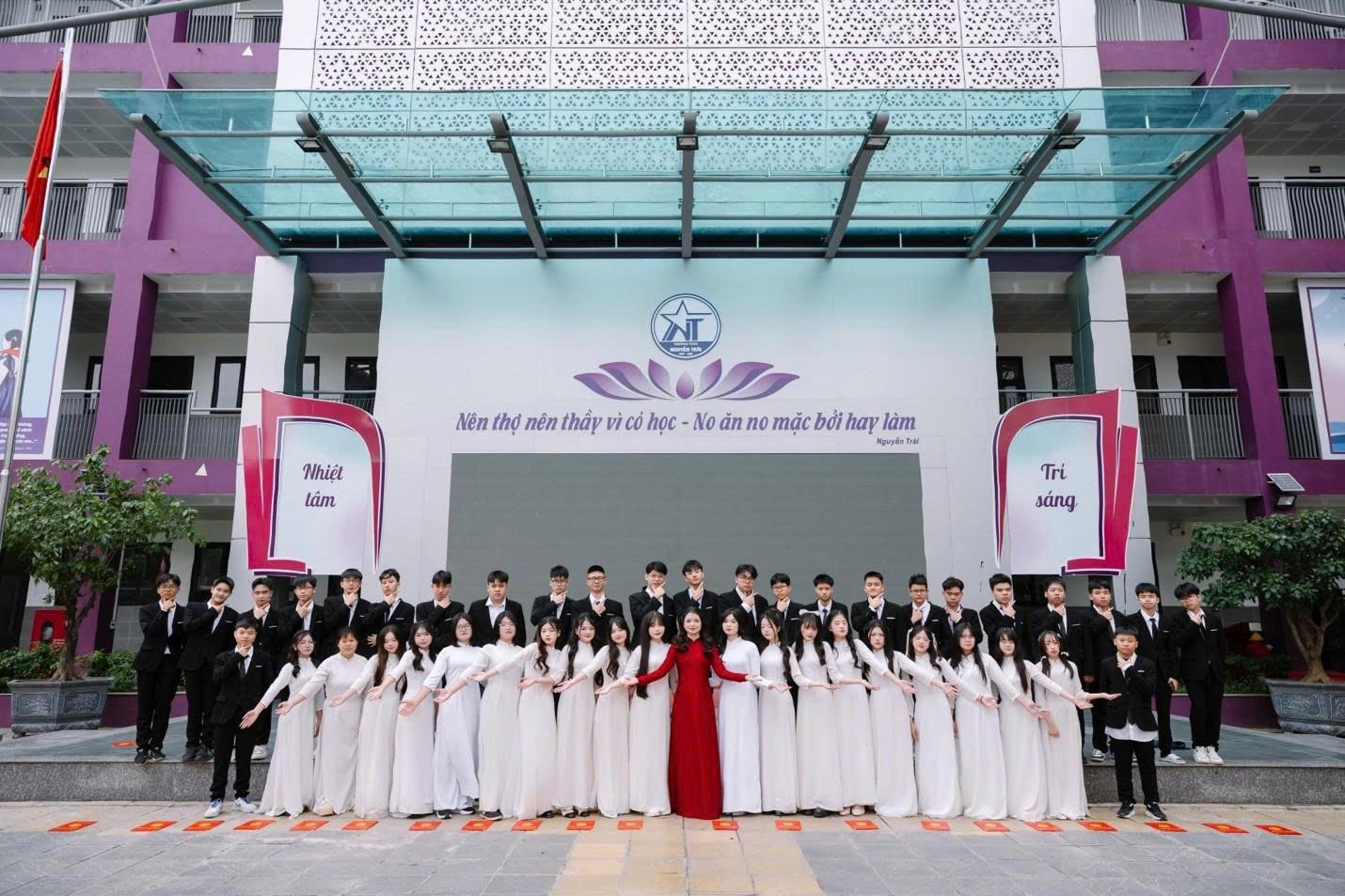 Lớp 9A5 trường THCS Nguyễn Trãi gặt hái nhiều thành công trong kỳ thi tuyển sinh vào lớp 10 THPT công lập năm học 2026-2027